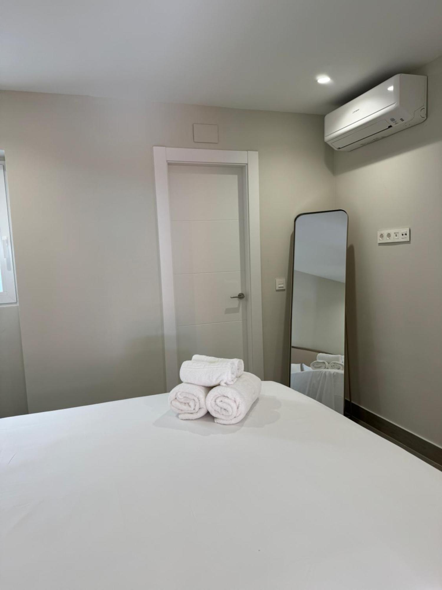 Navas 101 Cosmopolitan Loft Apartment Granada Exterior photo